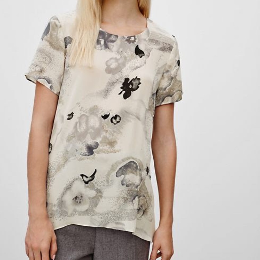 ARITZIA Wilfred Cypres Blouse in Pearl / Grey 100% silk